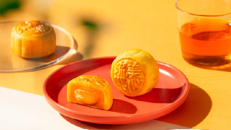 B&aacute;nh trung thu Lava trứng chảy tại Hong Kong MX được l&agrave;m từ c&aacute;c nguy&ecirc;n liệu cao cấp, tạo n&ecirc;n hương vị đặc biệt