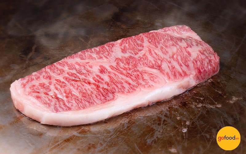 Thịt thăn ngoại bò Nhật A4 ngon nhất khi làm steak, áp chảo...