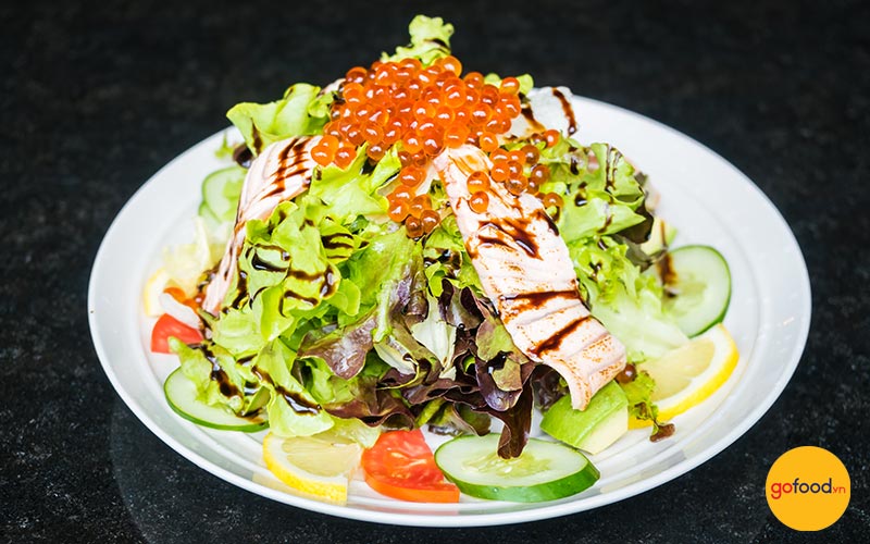 Gofood hướng dẫn cách làm salad trứng cá hồi cực dễ