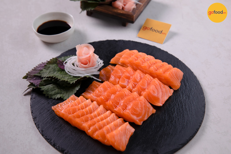 Sashimi cá hồi giúp não bộ phát triển tốt
