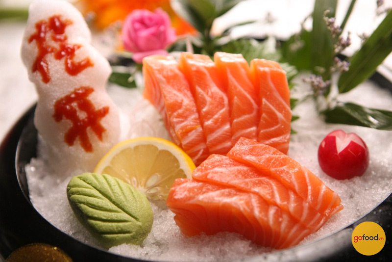 Cách trang trí Sashimi cá hồi là nghệ thuật của người Nhật