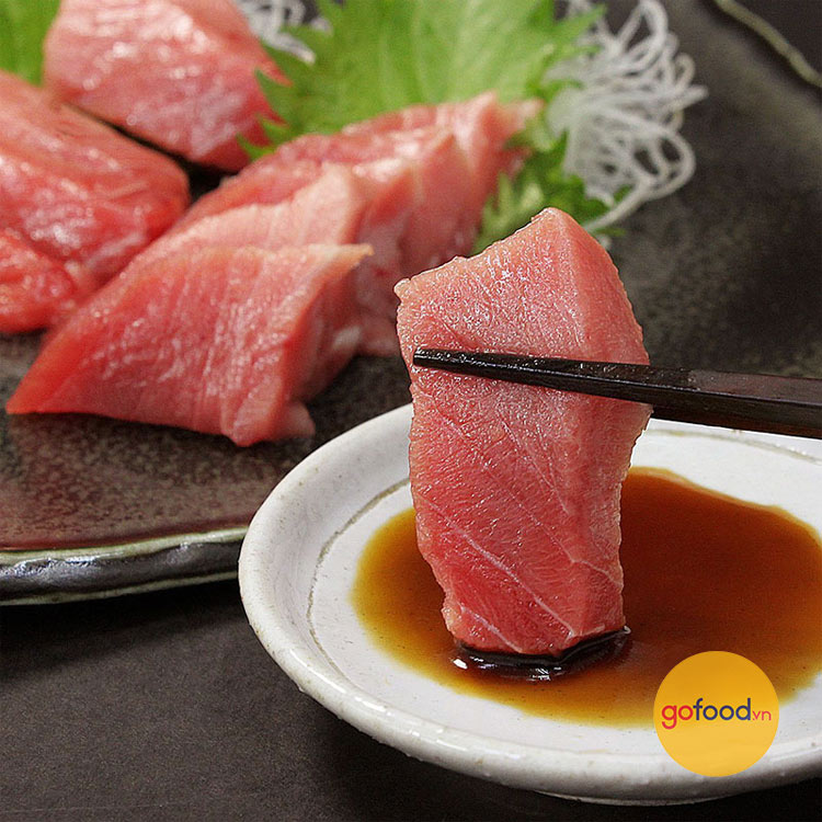 Sashimi cá ngừ tinh khiết