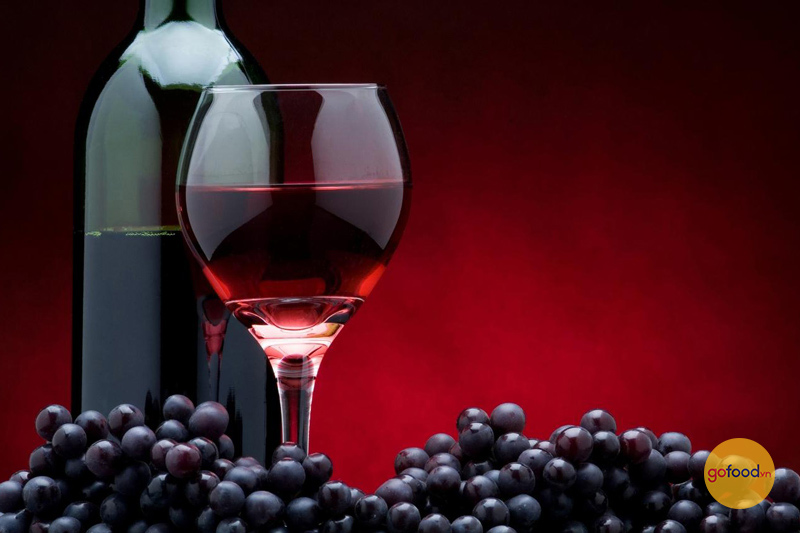 Rượu vang đỏ luôn là dòng vang được yêu thích nhất