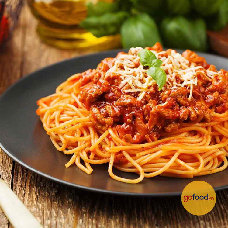 Cách làm mì ý spaghetti sốt cà chua thịt bò bằm hấp dẫn