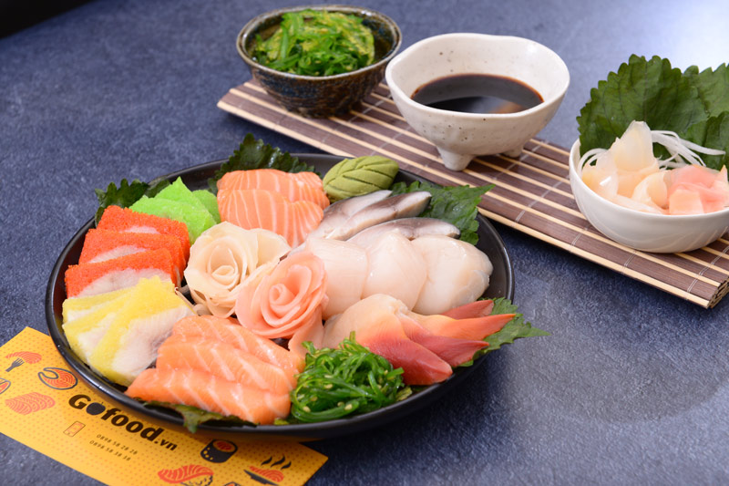 Sashimi hải sản tươi ngon