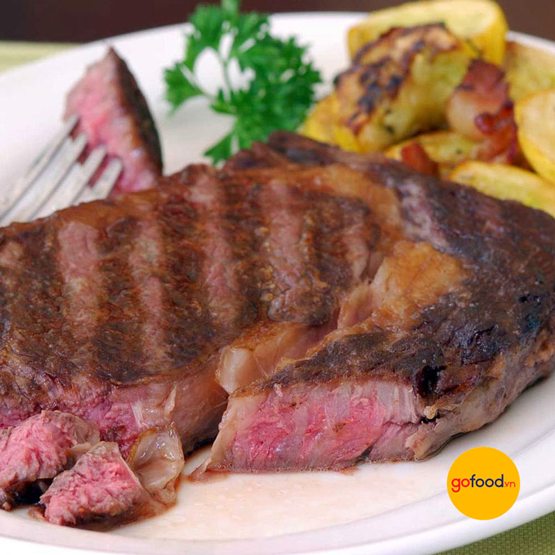 Steak từ thịt bò Úc