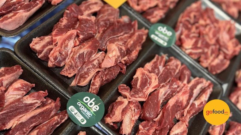 Bạn cũng c&oacute; thể chọn dẻ sườn b&ograve; cho m&oacute;n hầm với rượu vang kiểu Ph&aacute;p