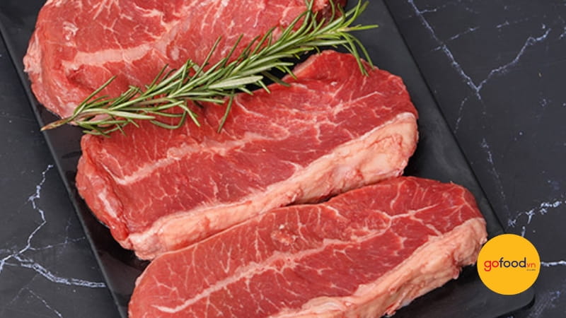 Ưu ti&ecirc;n chọn phần thịt l&otilde;i vai hoặc thăn b&ograve; &Uacute;C để xay