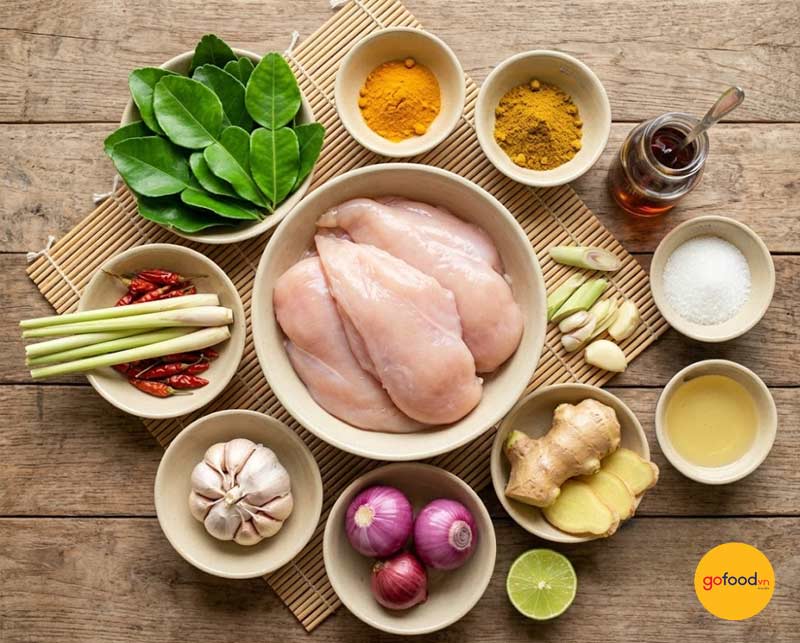Chuẩn bị c&aacute;c nguy&ecirc;n liệu l&agrave;m kh&ocirc; g&agrave; l&aacute; chanh tại nh&agrave; 