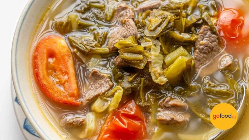 canh-suon-bo-ham-dua-chua