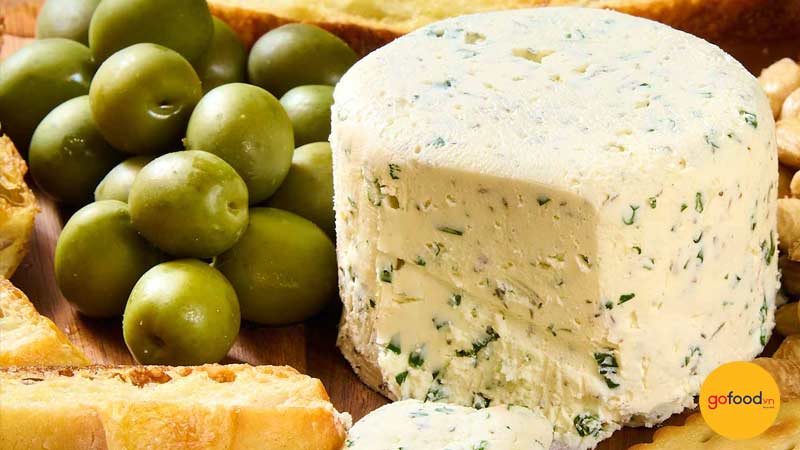 Ph&ocirc; mai b&eacute;o ngậy gi&uacute;p n&acirc;ng tầm đĩa cold cut 