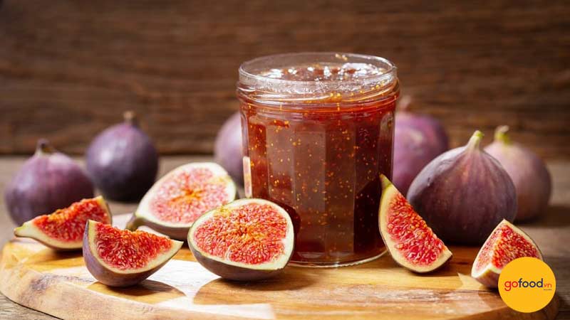 Mứt hay c&aacute;c loại sốt sẽ gi&uacute;p đĩa cold cut của bạn trở n&ecirc;n th&uacute; vị hơn rất nhiều khi ăn k&egrave;m 