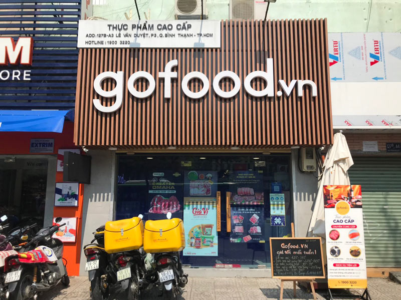 Cửa hàng Gofood nằm ngay ở trục đường Lê Văn Duyệt