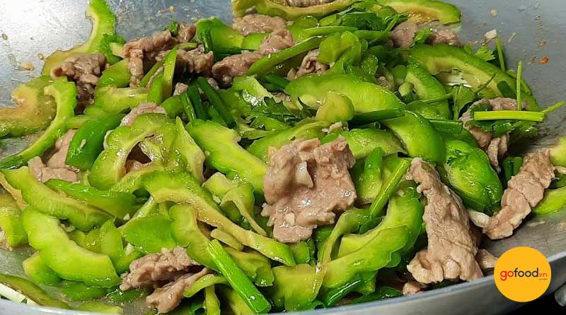 mon-bo-ne-kho-qua-cuc-ngon-de-dai-tiec