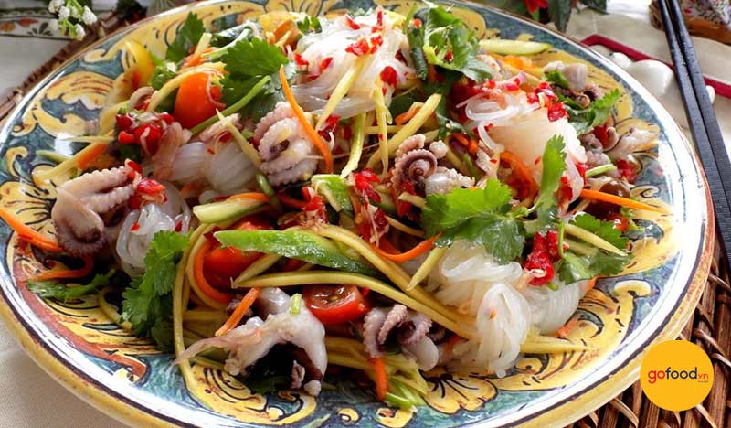 M&oacute;n gỏi bạch tuộc cực hợp ăn v&agrave;o m&ugrave;a h&egrave;