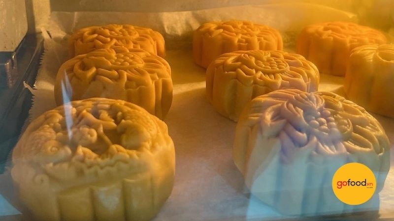 Một số c&aacute;c trường hợp kh&ocirc;ng n&ecirc;n ăn nhiều b&aacute;nh trung thu