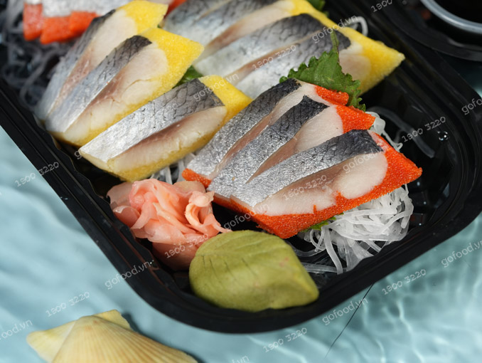 Sashimi Box 2 - Sashimi cá trích ép trứng