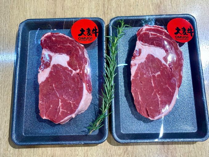Thăn lưng bò Omugi Úc tươi - Cube Roll