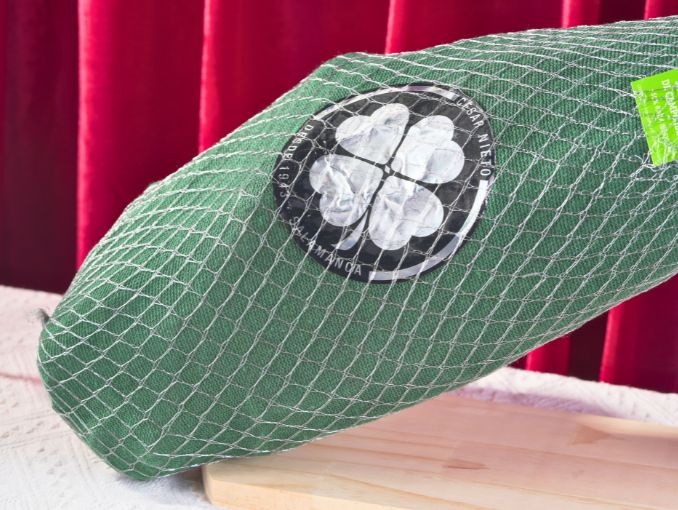 Đùi heo muối Cebo Campo Ham 50% Iberian Breed 7,86kg - Đùi trước heo đen, Iberico thuần chủng 50%