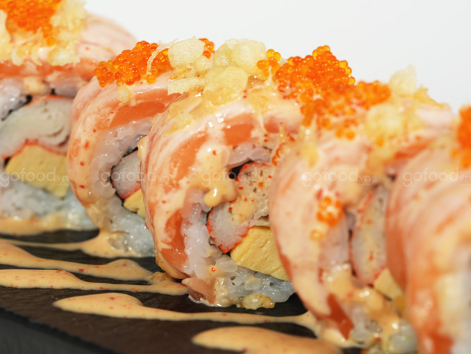 Maki Phủ Cá Hồi Tempura