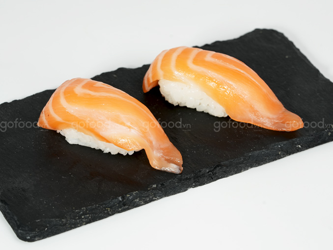 Nigiri Cá Hồi (Set 2 Miếng)