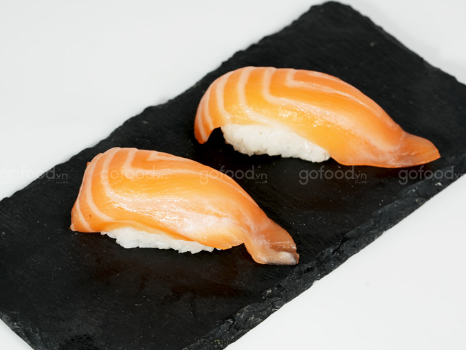 Nigiri Cá Hồi (Set 2 Miếng)