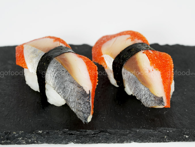 Nigiri Cá Trích Ép Trứng (Set 2 Miếng)