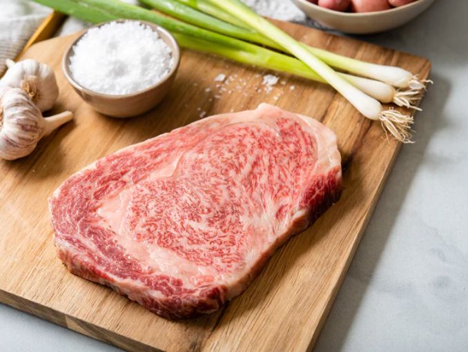 Thăn lưng bò Wagyu Nhật Bản A4 - Rib-eye Wagyu Beef A4