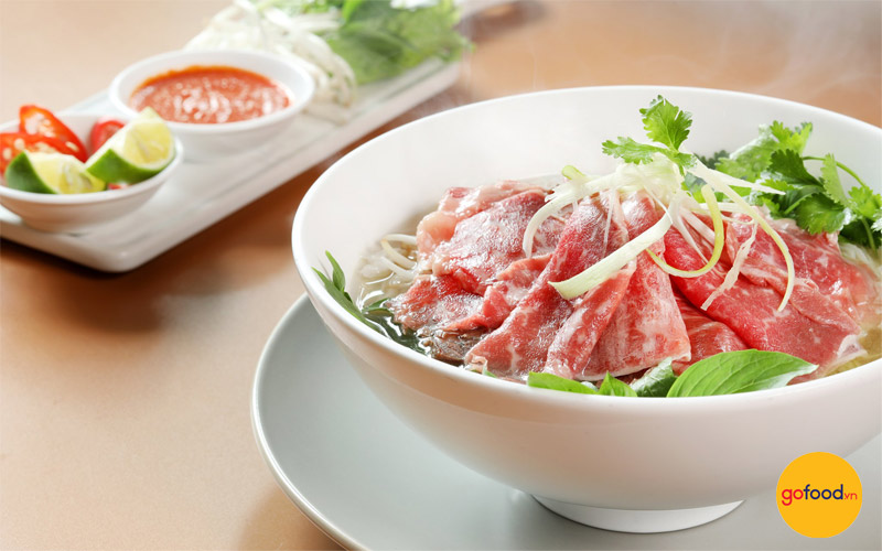 Sự kết hợp ho&agrave;n hảo giữa phở truyền th&ocirc;ng v&agrave; thịt b&ograve; Kobe mềm, ngọt 