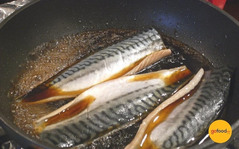 Cá saba kho tiêu