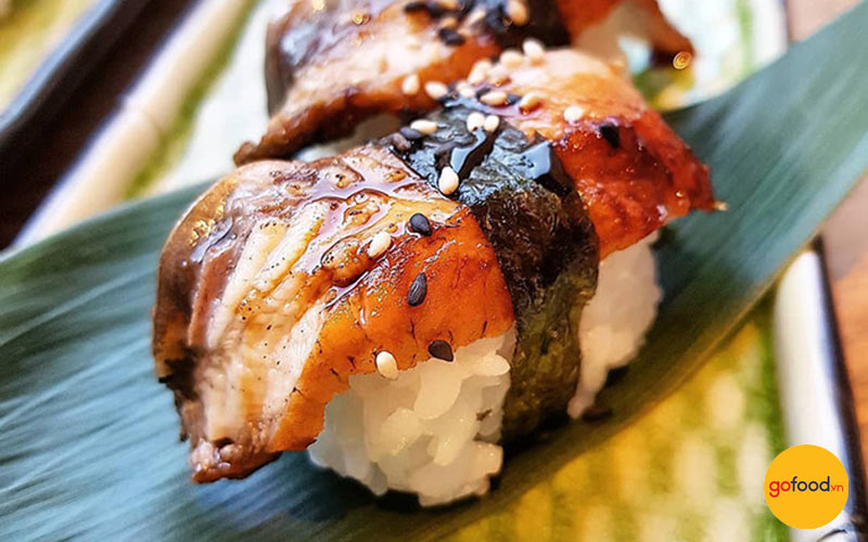 Nguyên liệu chính làm món sushi lươn nướng Nhật Bản