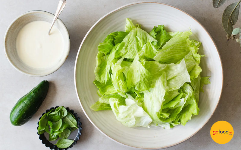 Nguyên liệu làm salad xà lách