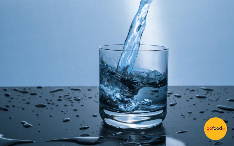 Nước gi&uacute;p tăng lưu lượng chất lỏng qua thận