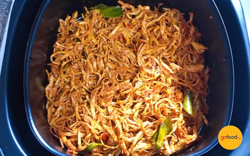 Sấy kh&ocirc; g&agrave; bằng nồi chi&ecirc;n kh&ocirc;ng dầu