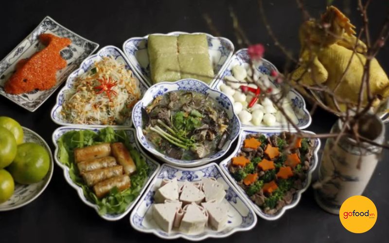 M&acirc;m c&uacute;ng &ocirc;ng C&ocirc;ng &ocirc;ng T&aacute;o miền Nam