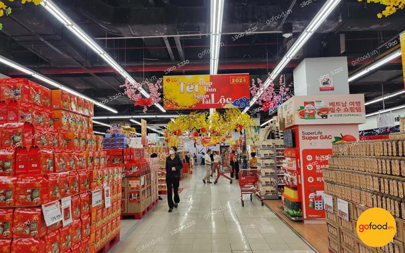 Quà Tết ngập tràn tại siêu thị Lotte
