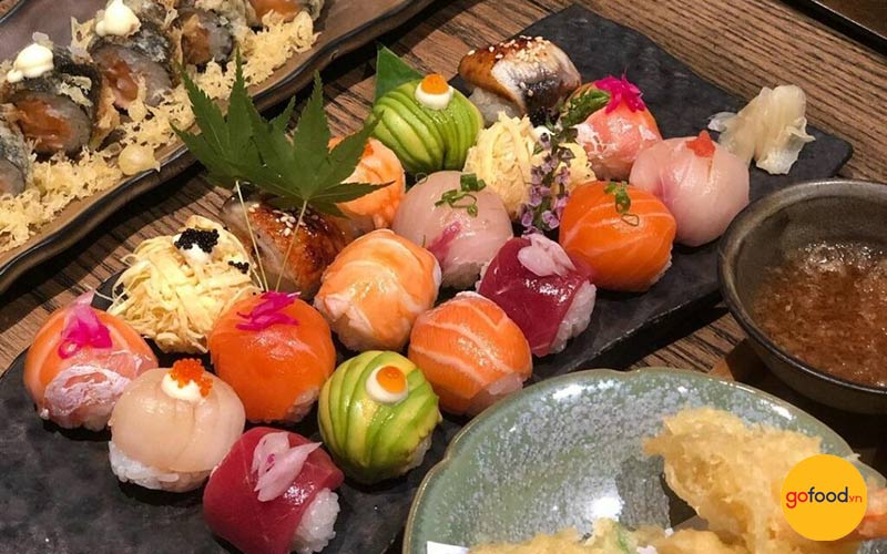 Naked Sushi xứng đáng là một trong các nhà hàng sushi ngon tại TPHCM