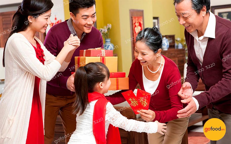 Những món quà Tết ý nghĩa giúp bạn bày tỏ tấm lòng đến ông bà, bố mẹ