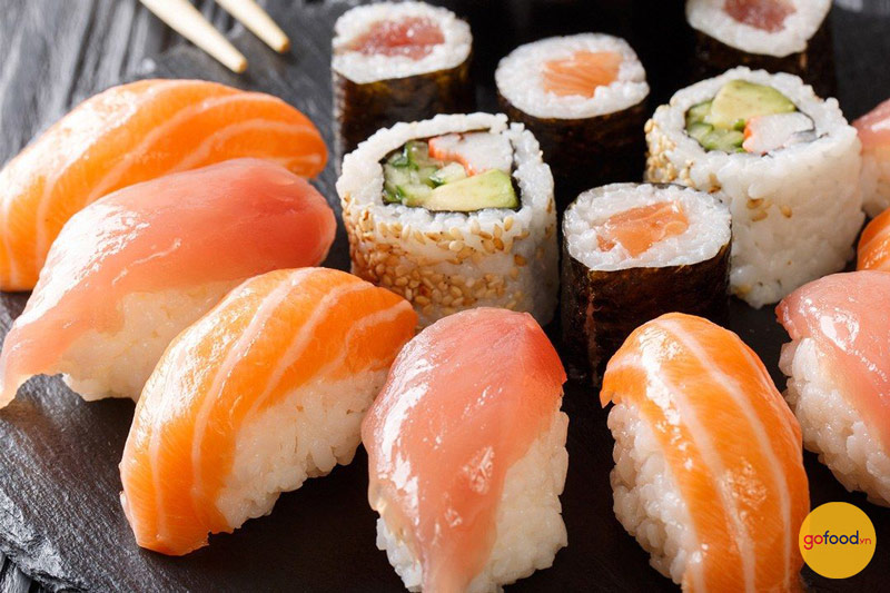 Trổ tài bếp núc ngay với 3 cách làm Sushi chuẩn Nhật