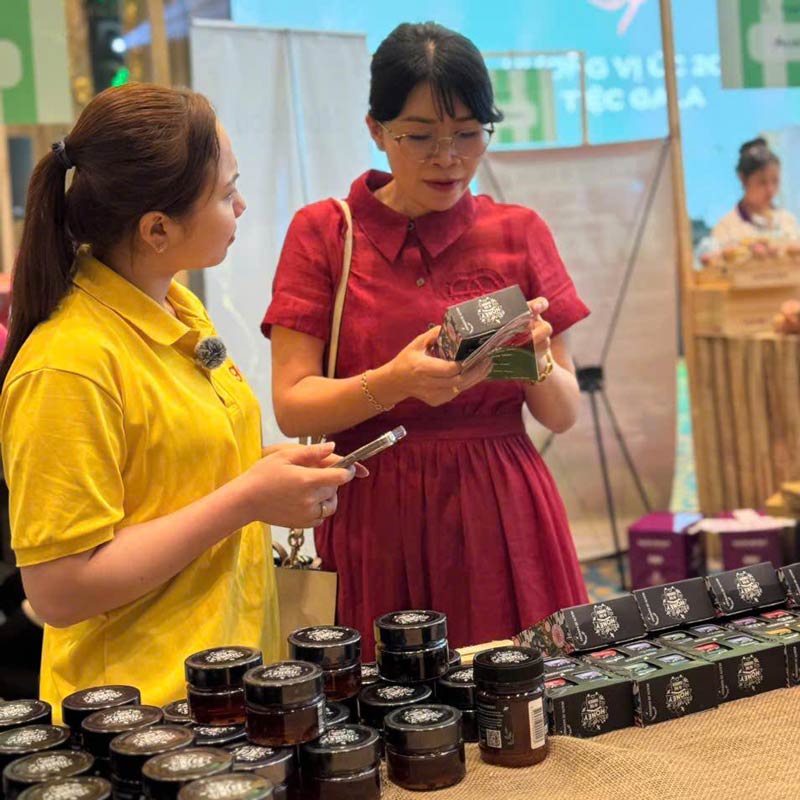 gofood-da-co-mat-tai-trien-lam-huong-vi-uc-6