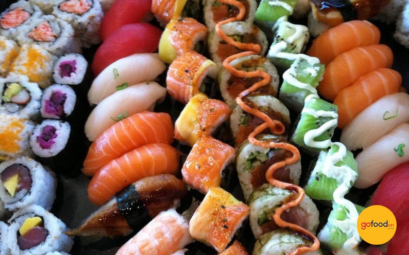 cuon-sushi-sang-tao-tai-hokkaido-sushi