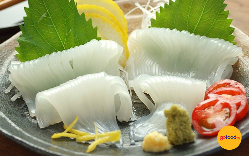 Sashimi mực lá