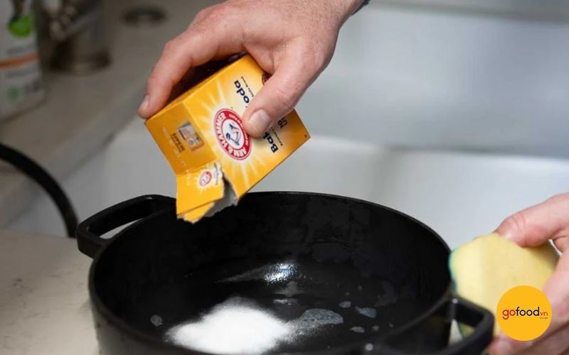Xử lý vết rỉ sét hiệu quả bằng baking soda