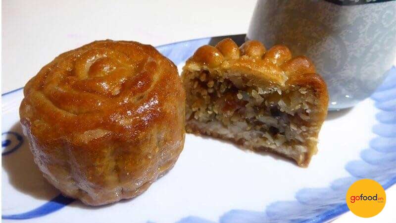 Vỏ b&aacute;nh trung thu bị ướt l&agrave; lỗi thường gặp khi tự l&agrave;m b&aacute;nh tại nh&agrave;