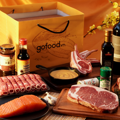 Hộp quà Tết Gofood gồm các loại thực phẩm nhập khẩu cao cấp