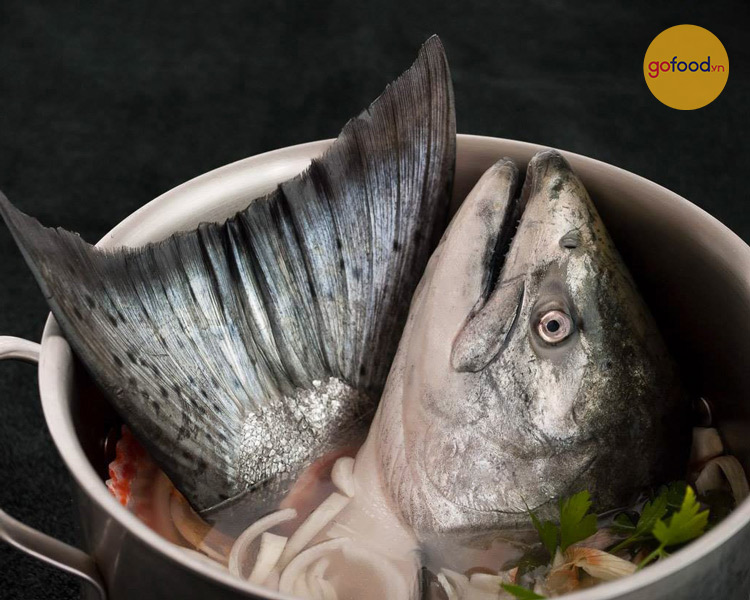 Gofood cung cấp đầu cá hồi Nauy tươi cho món canh chua chuẩn vị ngon