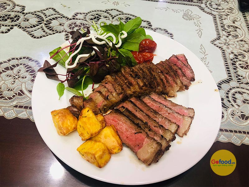 Steak từ anh Nguyễn Tuệ Linh