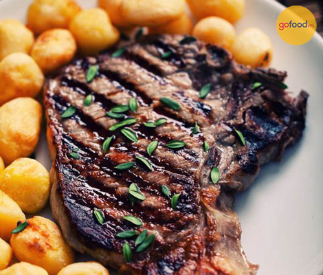 HÓA THÂN THÀNH BẾP TRƯỞNG ĐỂ ĐÃI CẢ NHÀ MÓN BEEFSTEAK MỀM MỌNG