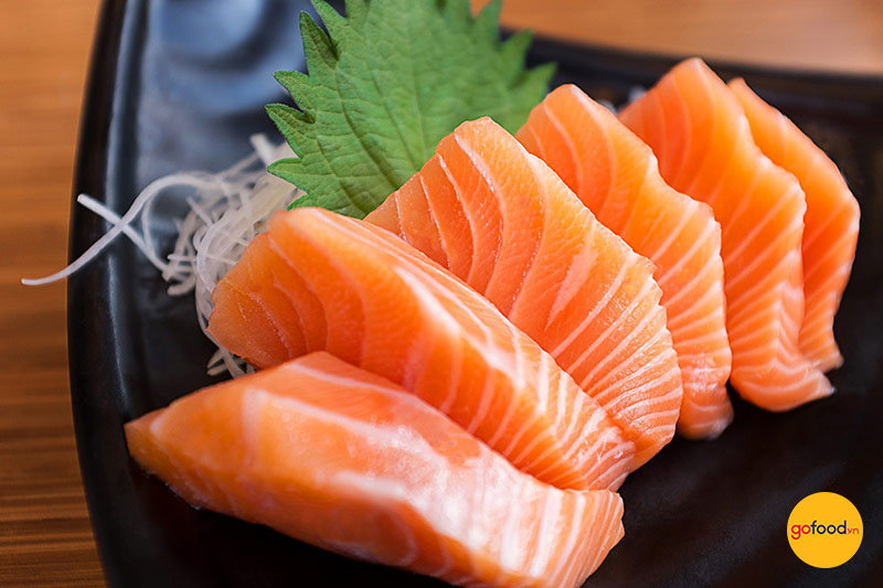 Sashimi cá hồi hữu cơ Nauy tươi mát, giàu dinh dưỡng