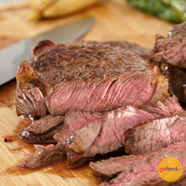 Thịt bò Úc có mùi vị thơm ngon đặc trưng của giống bò ăn cỏ